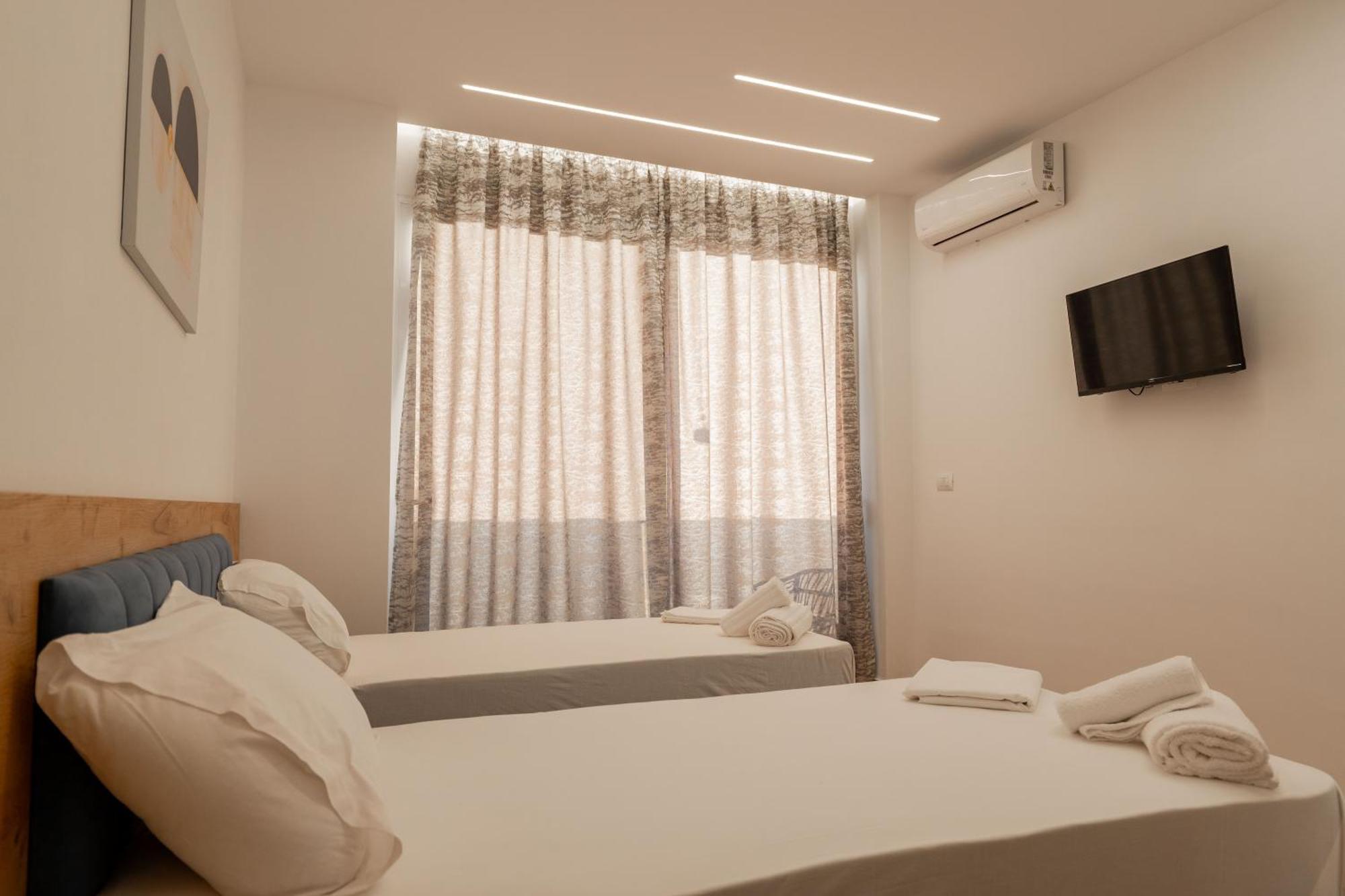 Vila Amare Sarandë Habitación foto