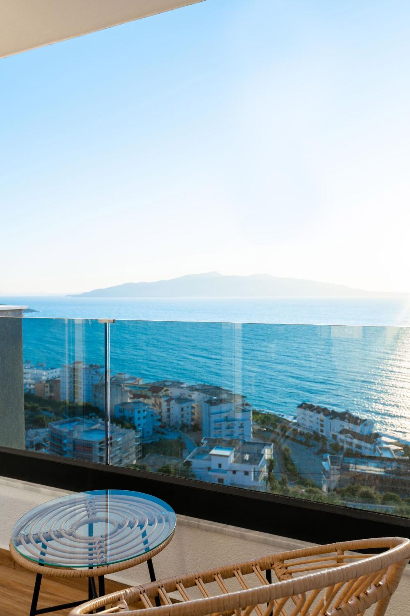 Vila Amare Sarandë Habitación foto